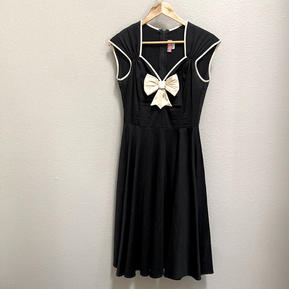 Rockabilly dress with bow
